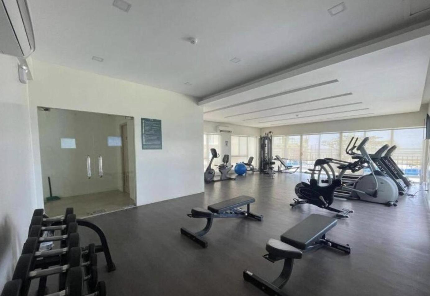 Veronica'S Homestay At Marina Spatial Condo Dumaguete City ภายนอก รูปภาพ