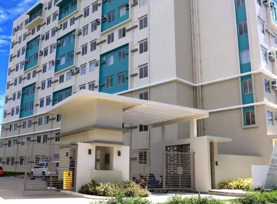 Veronica'S Homestay At Marina Spatial Condo Dumaguete City ภายนอก รูปภาพ