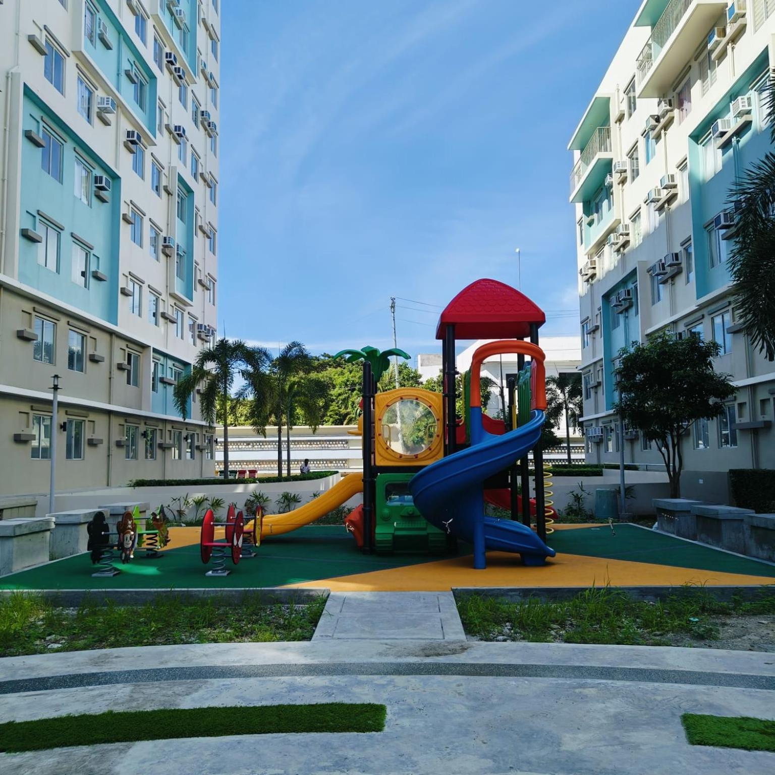 Veronica'S Homestay At Marina Spatial Condo Dumaguete City ภายนอก รูปภาพ